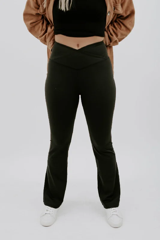 Daily Criss Cross Yoga Pant , Black