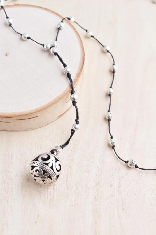 Bali Queen Alloy Filigree Ball Necklace