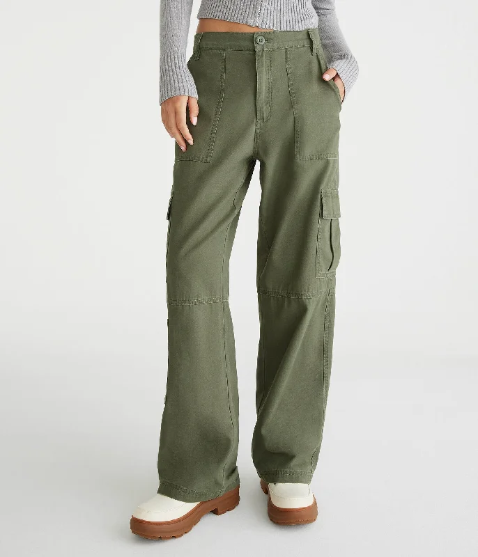 Aeropostale Mid-Rise Utility Cargo Pants